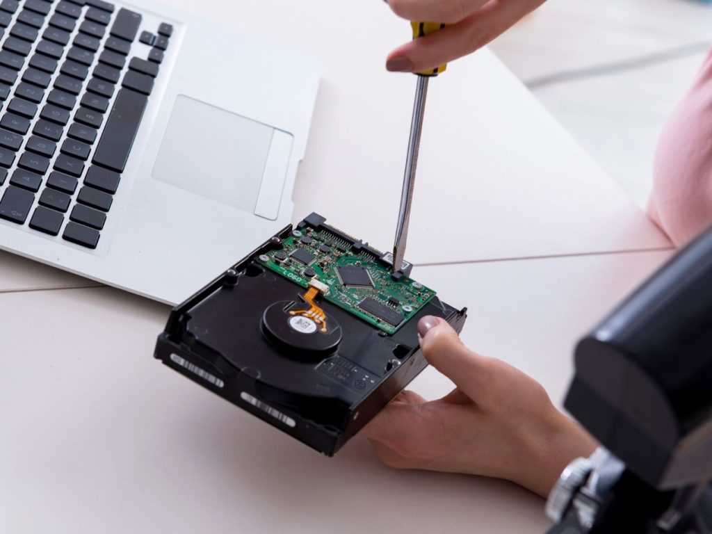 how to wipe a hard drive completely